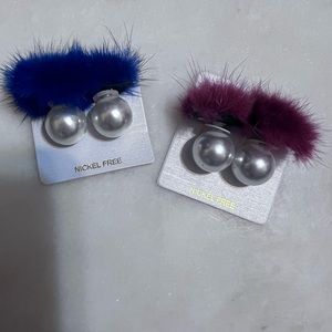 2pairs of fun festive earrings.